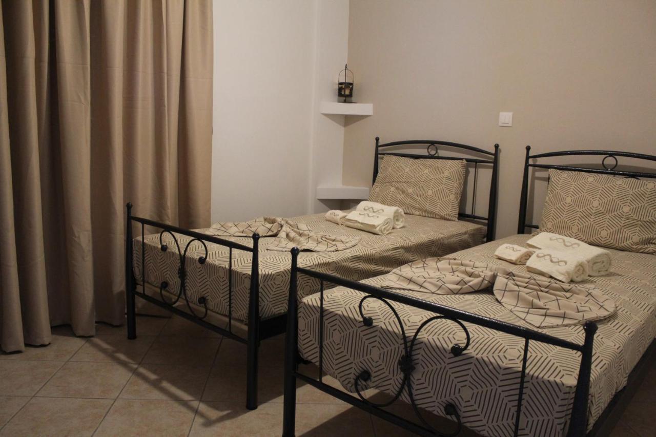 Vakis Apartments 5 Romanon 外观 照片